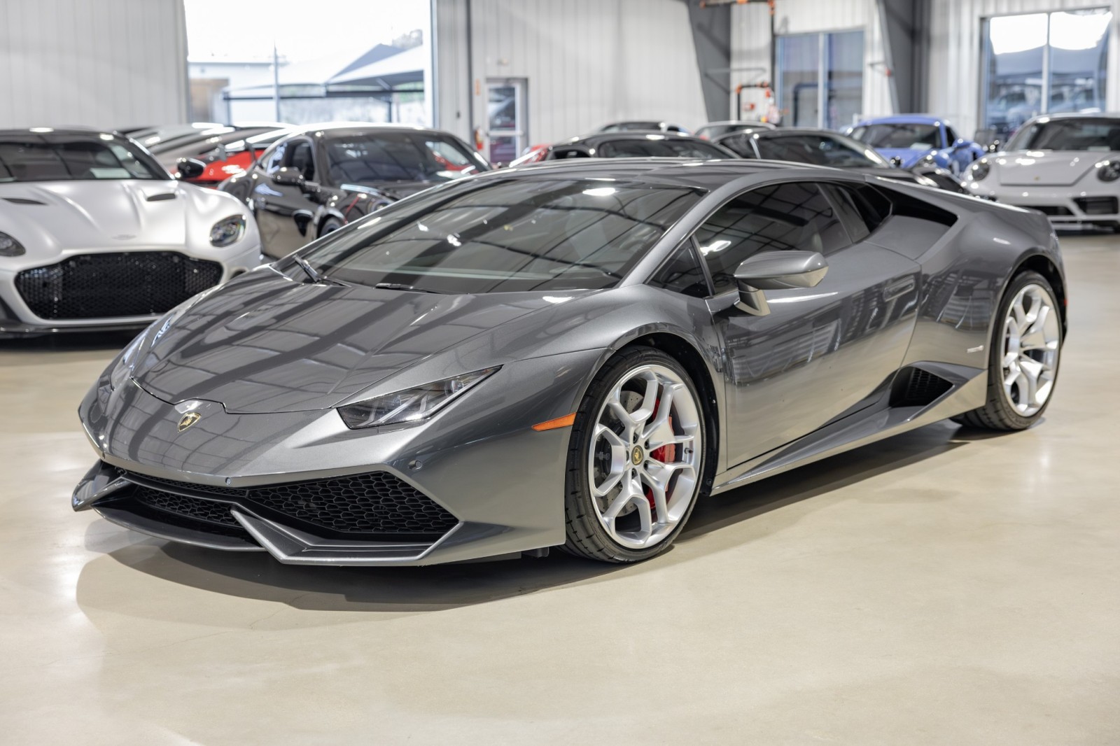 Used Car 2015 Lamborghini Huracan  Lp 610-4 - Transparent Engine Bonnet - Front Lift - Carbon Ceramic Brakes For Sale Under $240,000 In Boerne, Texas