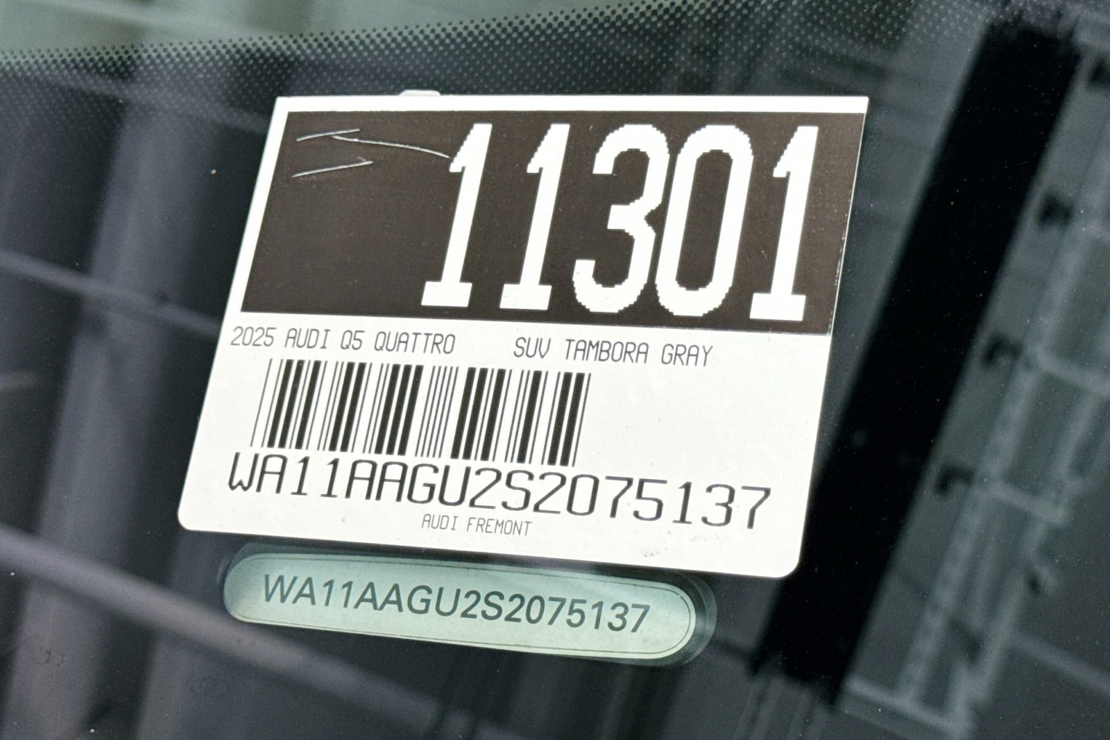 New 2025 Tambora Gray Metallic Audi Premium 2.0 TFSI quattro image 29