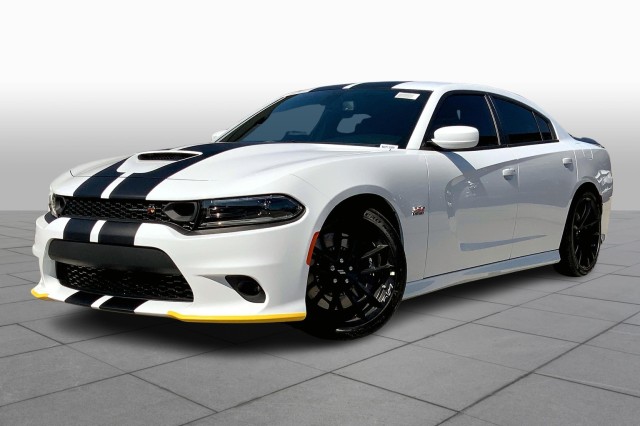 2022 dodge charger se white