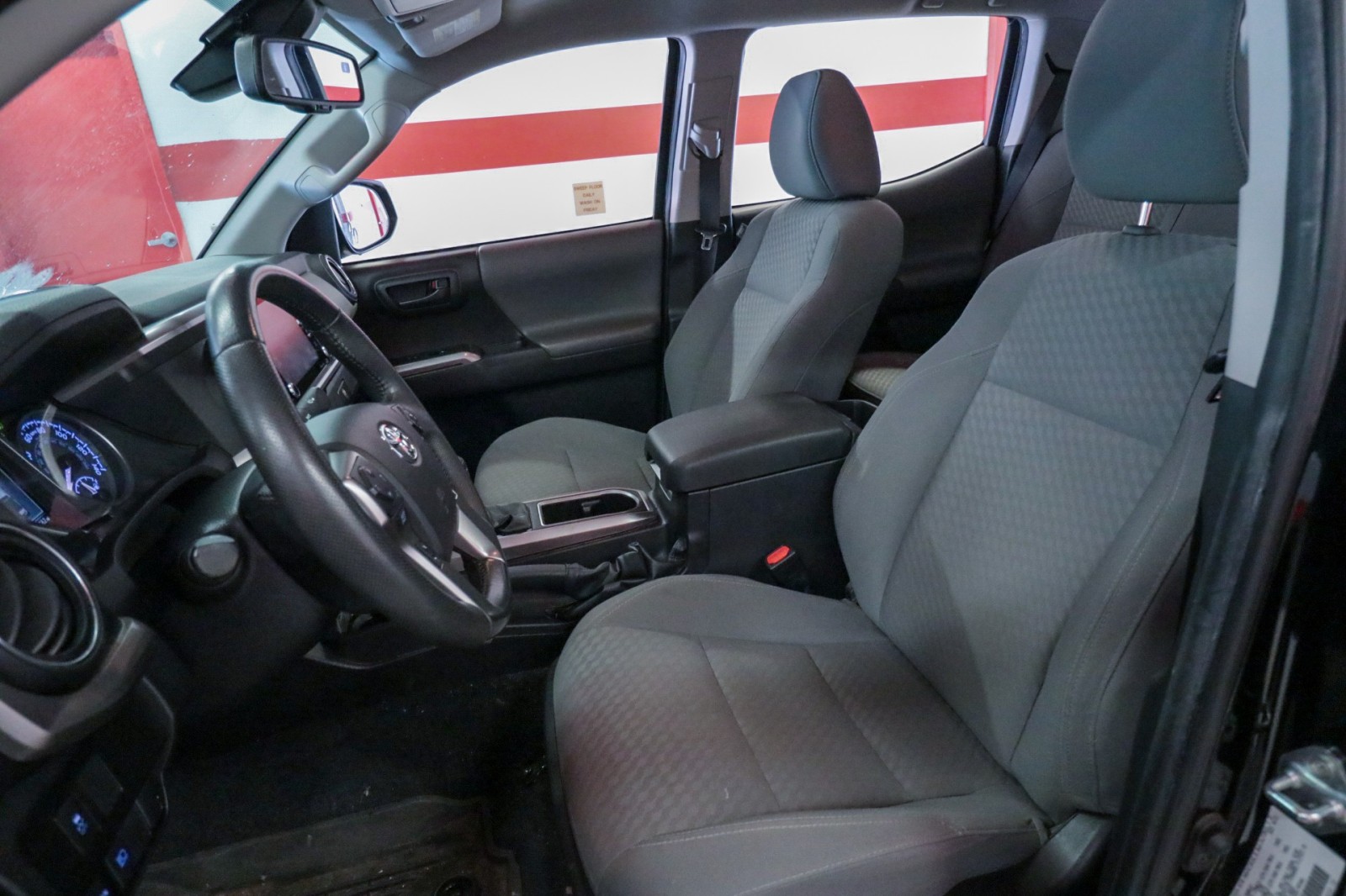 Used Car 2022 Toyota Tacoma 2wd  Sr5 For Sale Under $35,000 In Austin, Texas