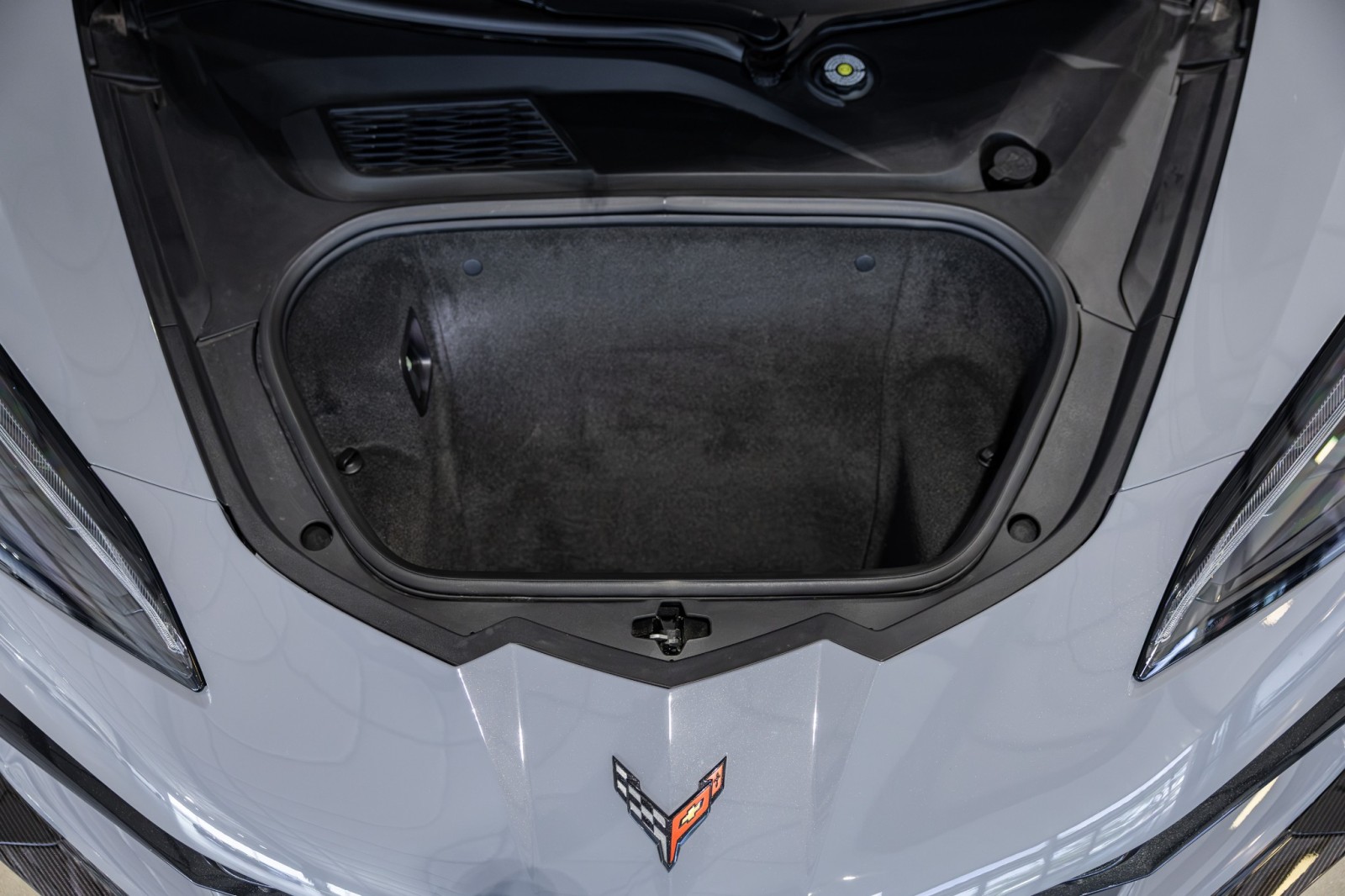 Used Car 2024 Chevrolet Corvette  3lz - Carbon Fiber Aero Package - Sea Wolf Gray Tricoat Paint - One Owner For Sale Under $130,000 In Boerne, Texas