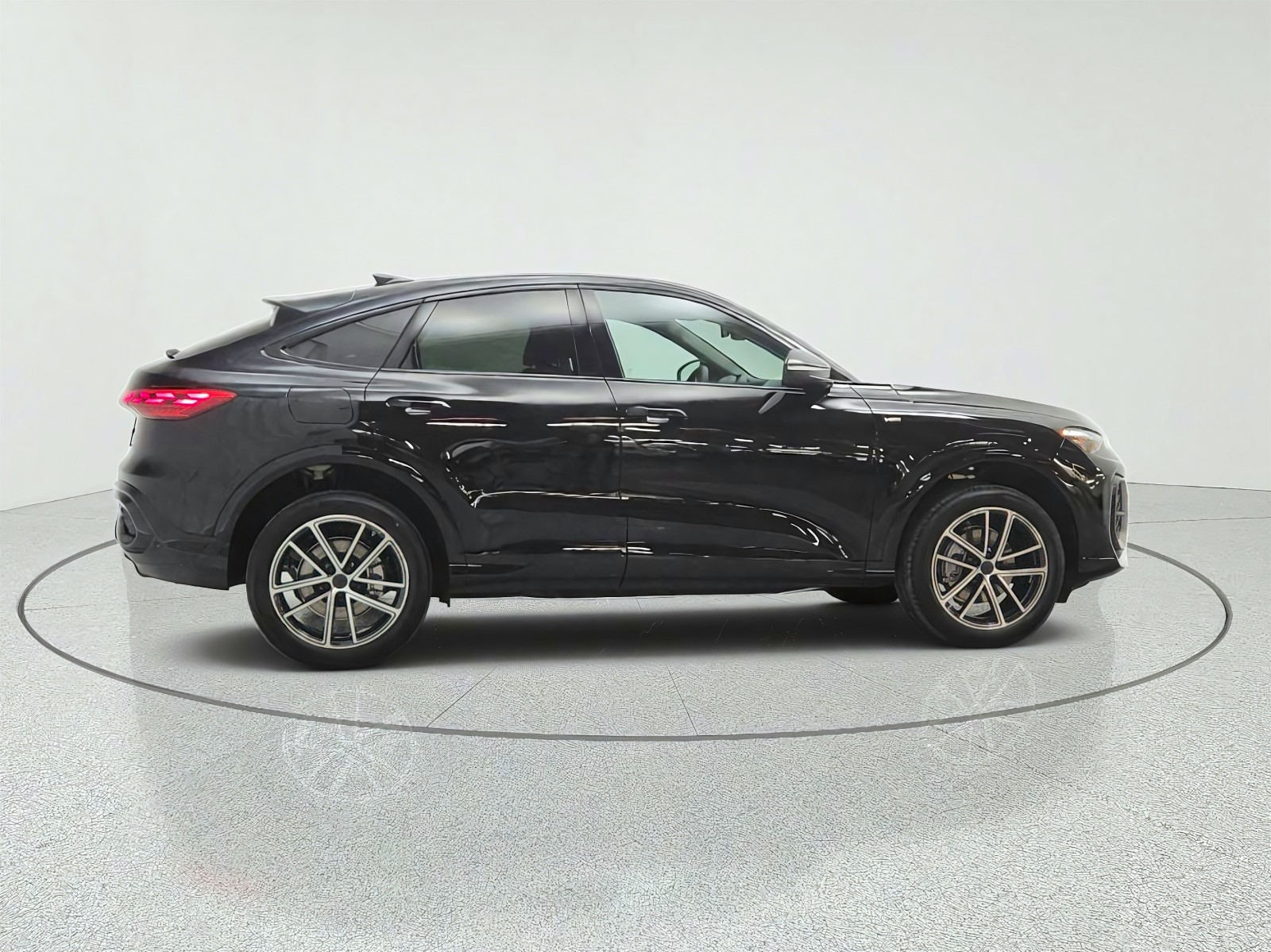 New 2026 Mythos Black Metallic Audi Premium Plus 2.0 TFSI quattro image 4