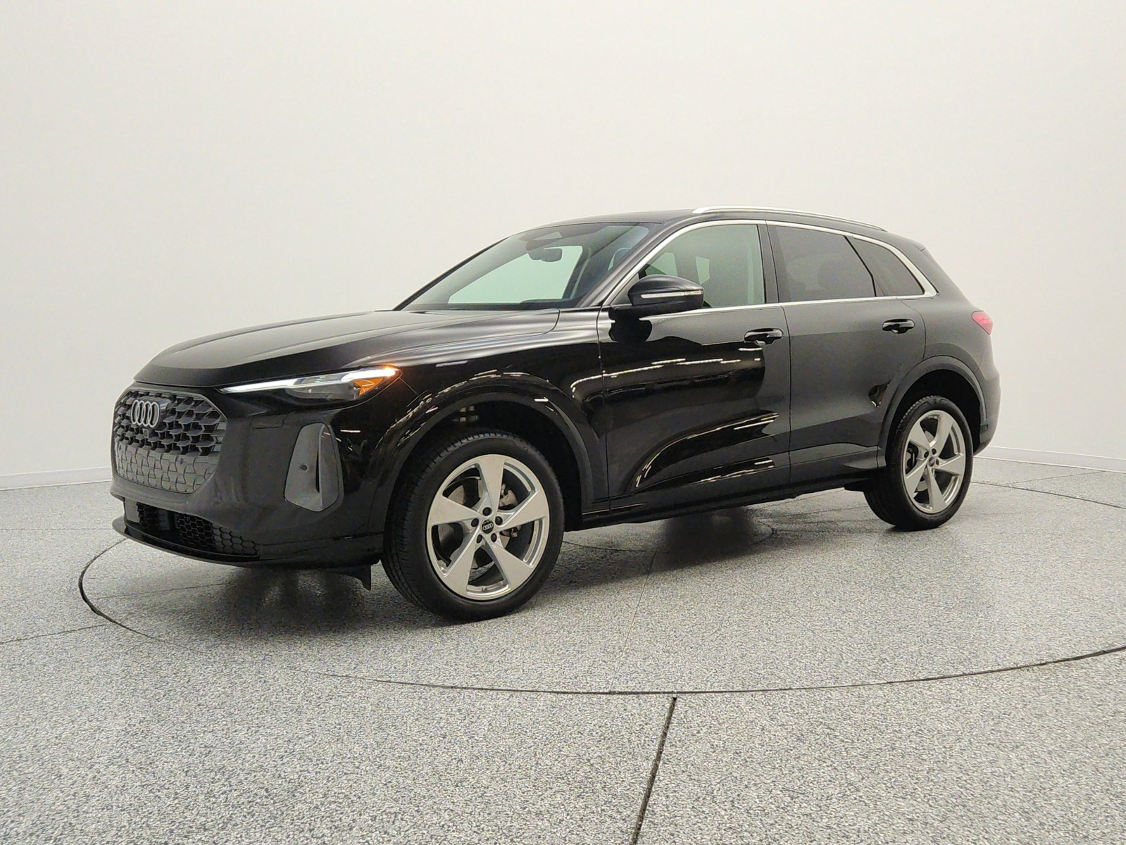 2025 Audi Q5 Premium Plus