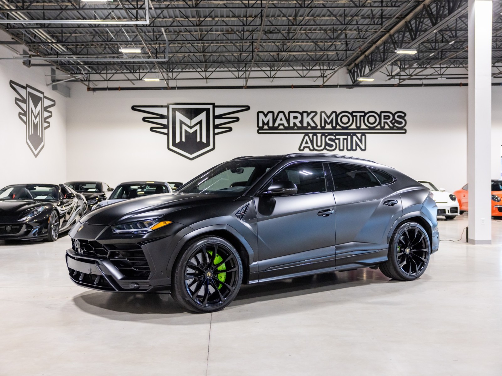 2022 Lamborghini Urus AWD