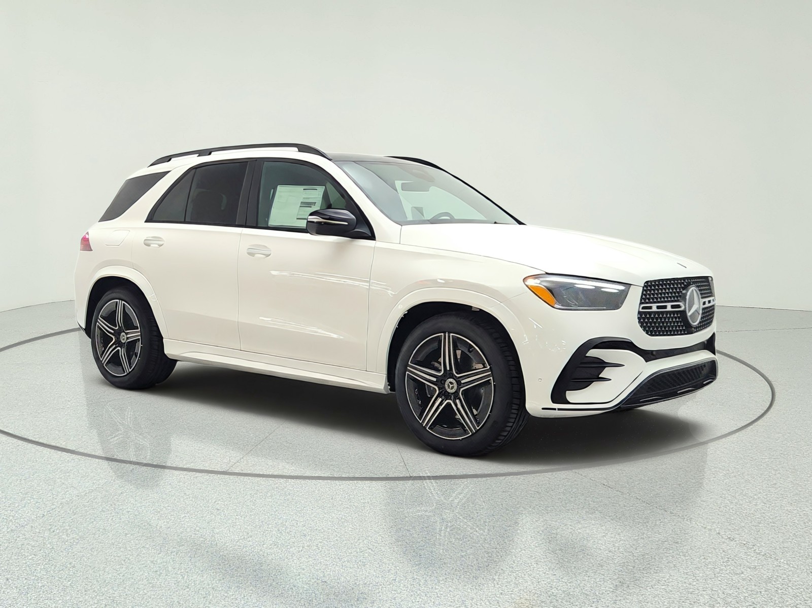 New 2026 Polar White Mercedes-Benz GLE 450 4MATIC® SUV image 3