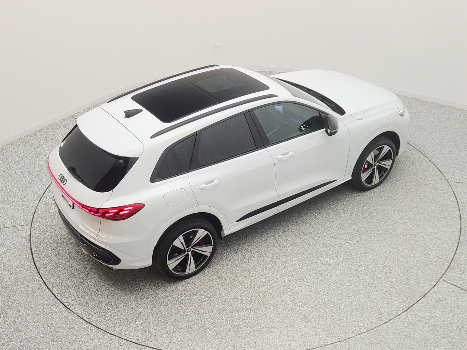 New 2026 Glacier White Metallic Audi Premium Plus 3.0 TFSI quattro image 19