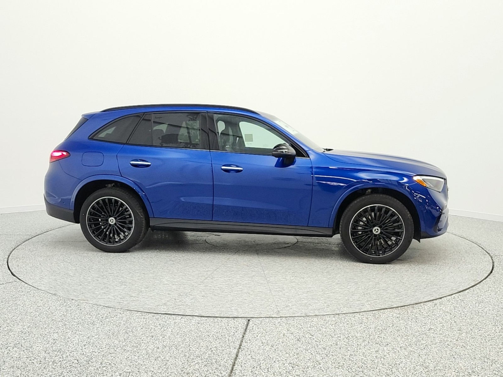 New 2026 Starling Blue Metallic Mercedes-Benz GLC 300 image 4