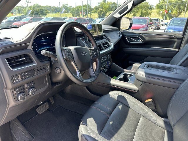 2023 Chevrolet Suburban RST 10