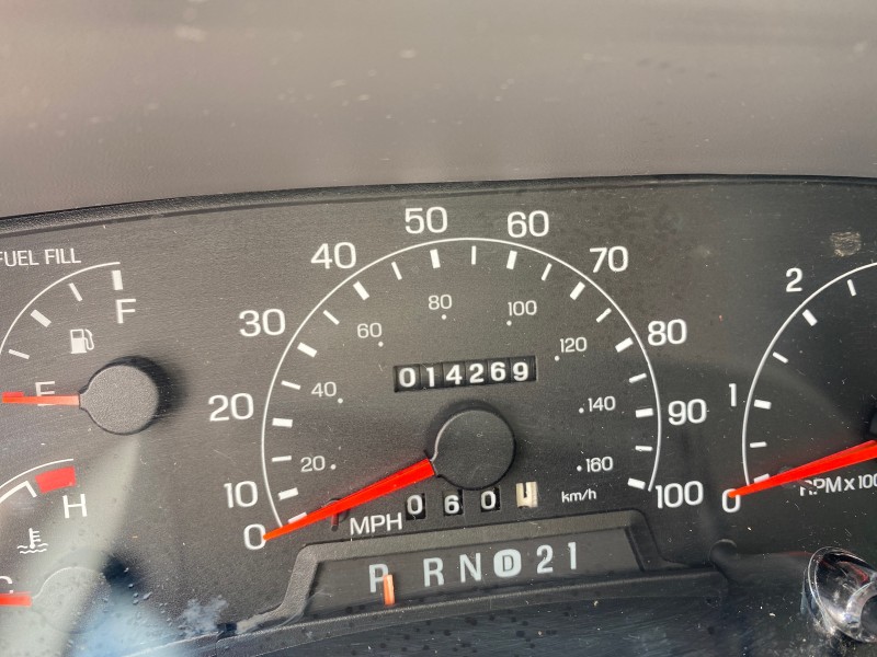 2001 Ford Super Duty F-350 DRW XL 1 OWNER LOW MILES 14,269 in , 