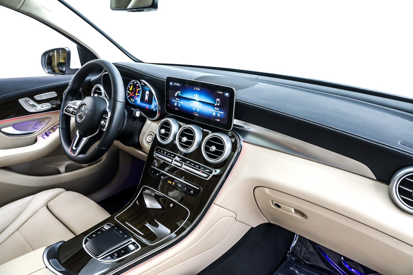 Certified Used 2023 Polar White Mercedes-Benz GLC 300 4MATIC® Coupe image 17