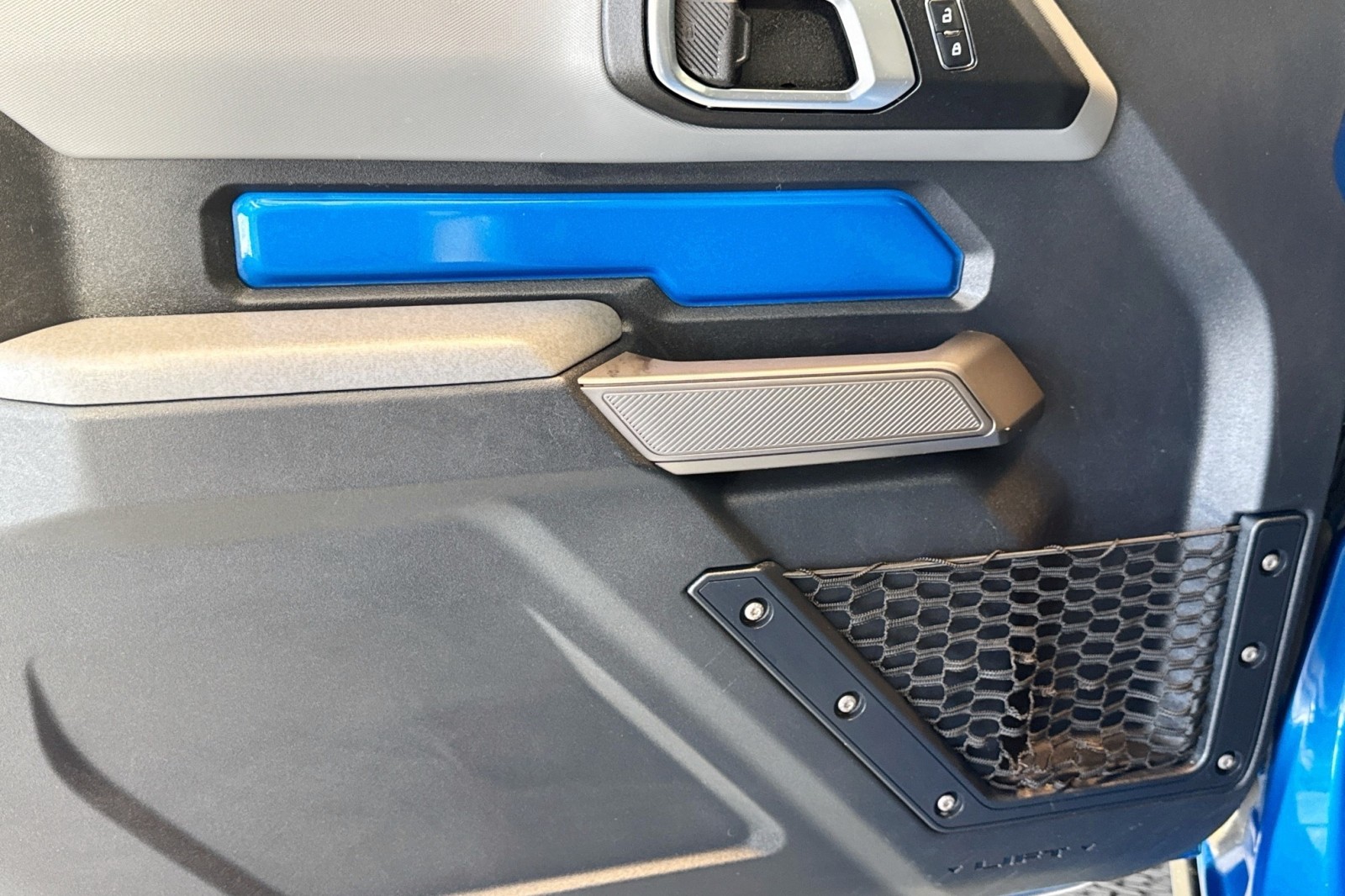 Used 2021 Velocity Blue Metallic Ford Black Diamond image 17