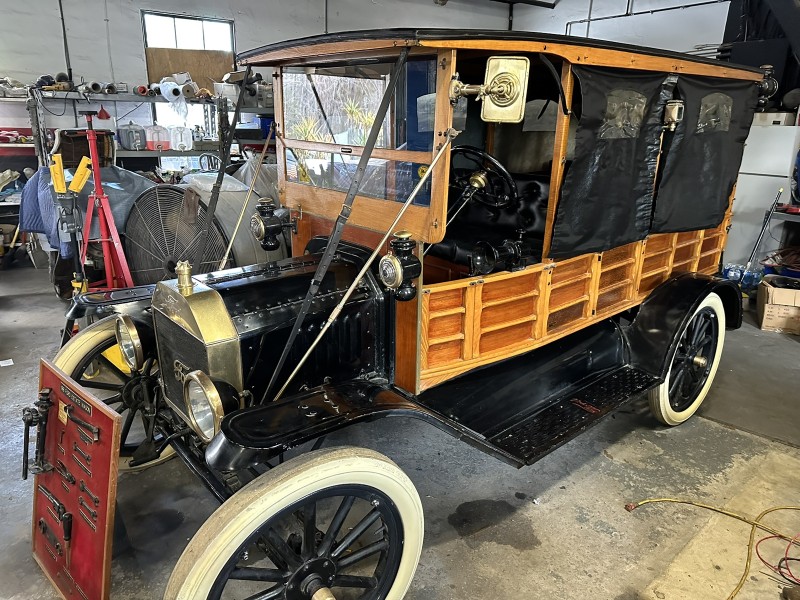 1916 Ford Model T Estate Wagon  in , 