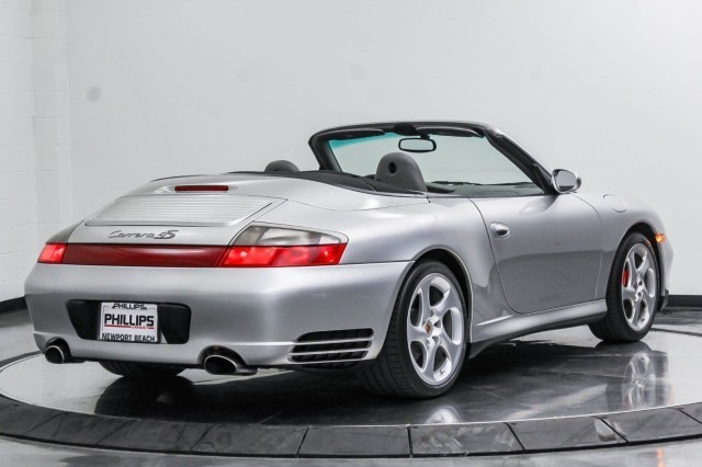 2004 Porsche 911 Carrera 4S 5