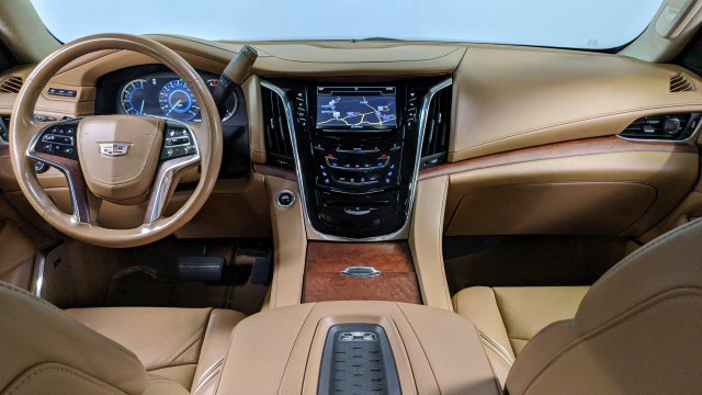 2016 Cadillac Escalade Platinum 22