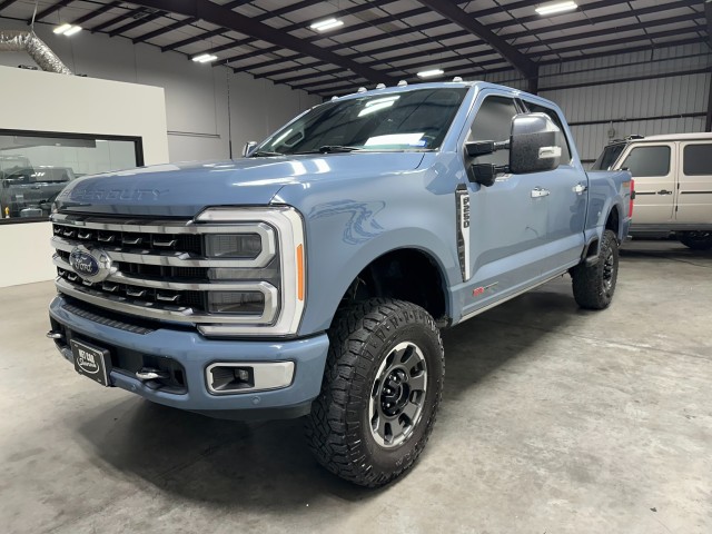 2023 Ford Super Duty F-250 SRW Platinum in , 