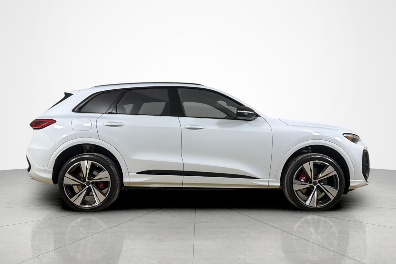 New 2026 Glacier White Metallic Audi Premium Plus 3.0 TFSI quattro image 7