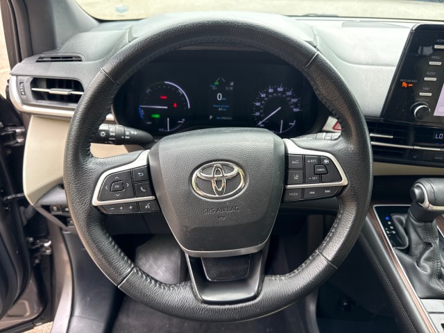 ToyotaSienna23