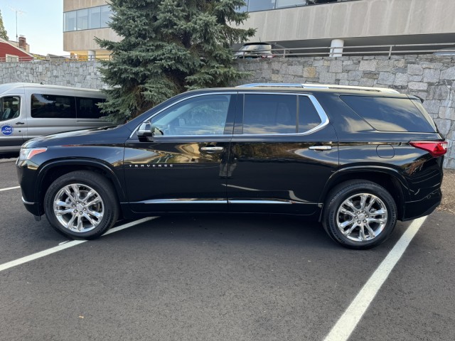 2021 Chevrolet Traverse High Country 2