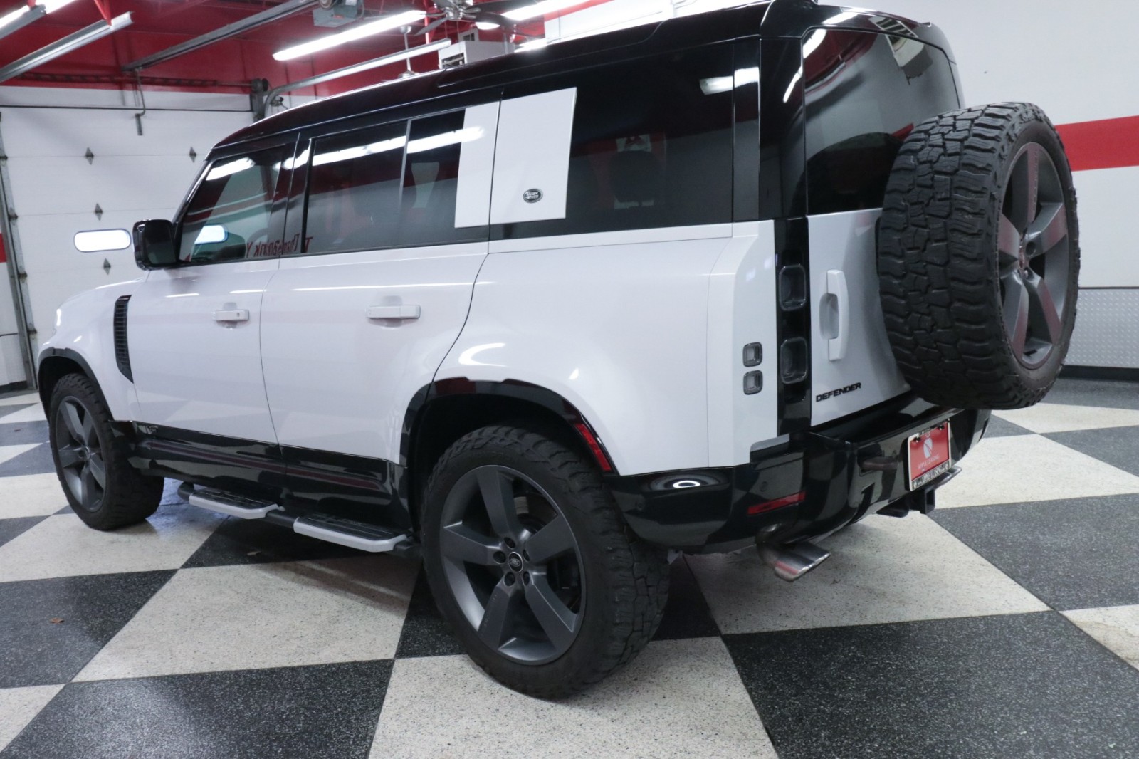 Used Car 2023 Land Rover Defender  V8 For Sale Under $80,000 In Austin, Texas