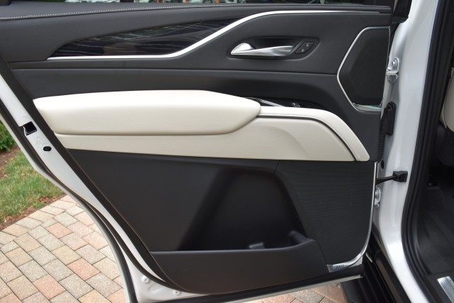 2021 Cadillac Escalade 4WD Sport Onyx Pkg. Rear DVD Navi Leather 3rd Row Rear 33