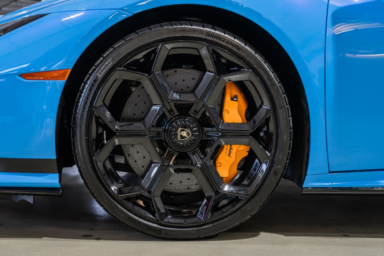 Used Car 2023 Lamborghini Huracan Tecnica  For Sale Under $350,000 In Boerne, Texas