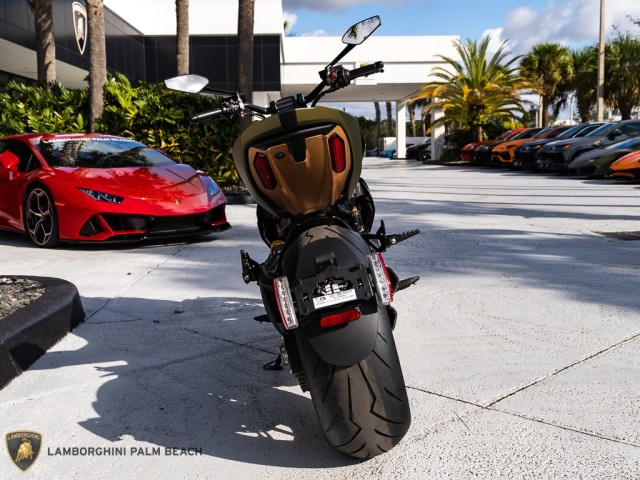 Ducati Diavel Lamborghini #340/630