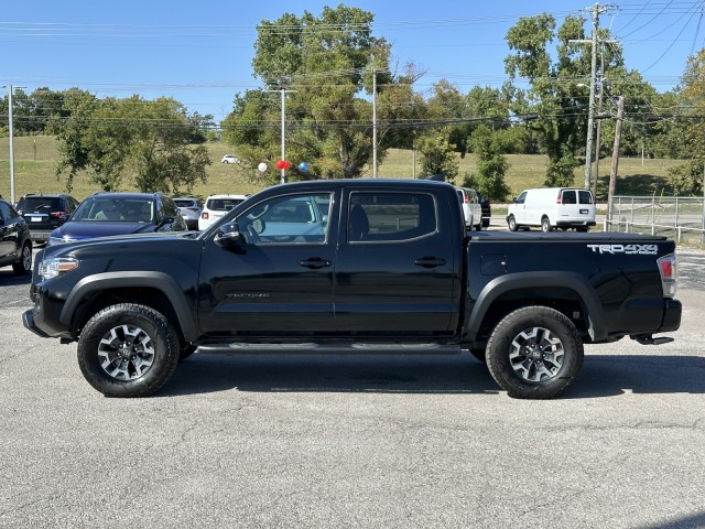 2023 Toyota Tacoma 4WD TRD Off Road 6