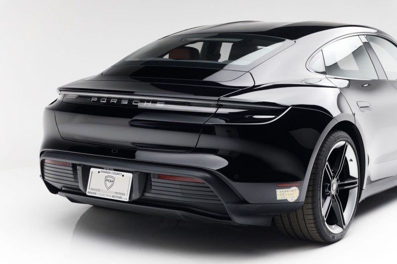 2022 Porsche Taycan  in , 