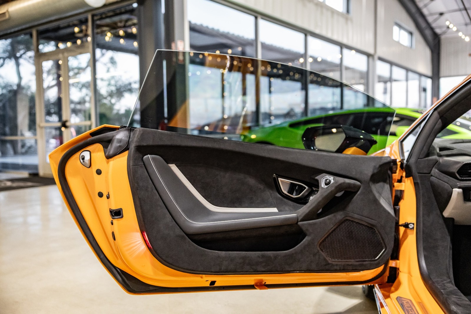 Used Car 2023 Lamborghini Huracan Tecnica  For Sale Under $340,000 In Boerne, Texas