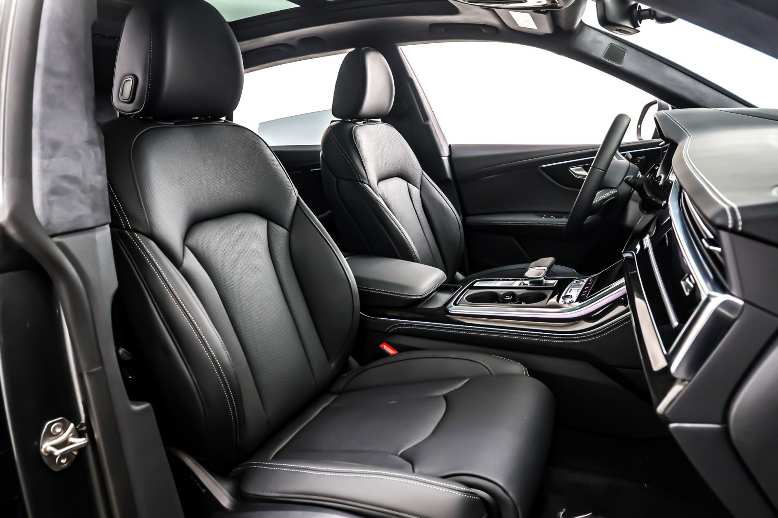 New 2026 Daytona Gray Pearl Effect Audi Prestige quattro image 7