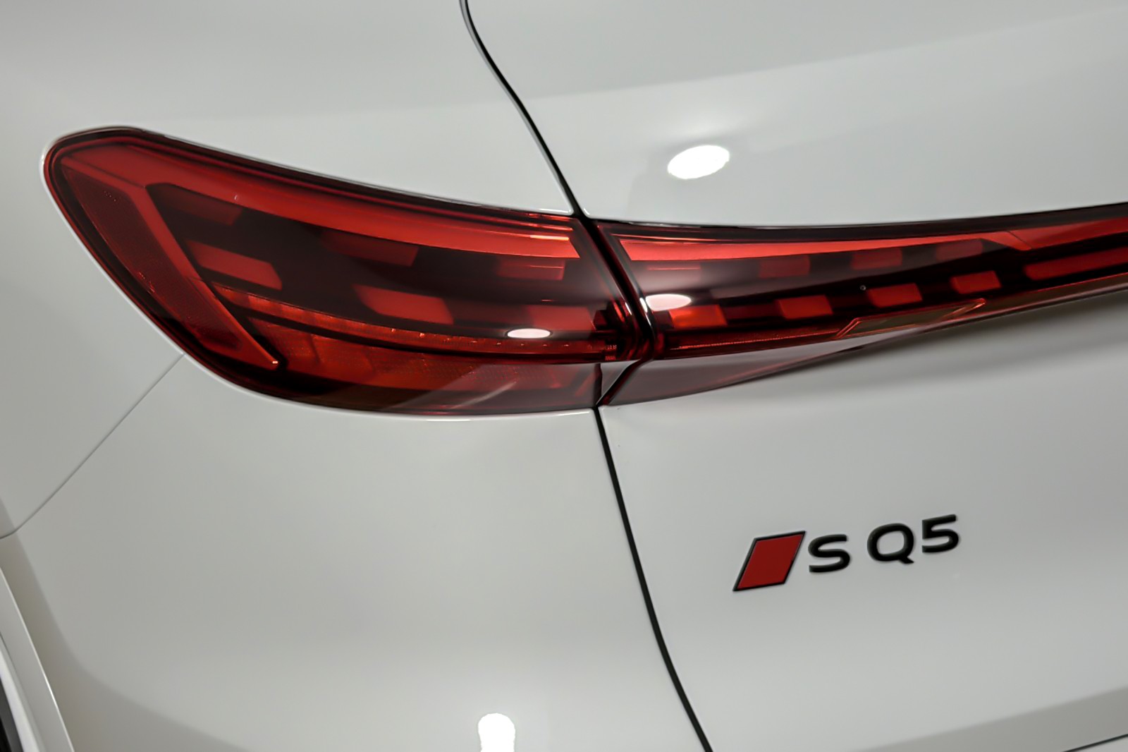 New 2026 Glacier White Metallic Audi Premium Plus 3.0 TFSI quattro image 27