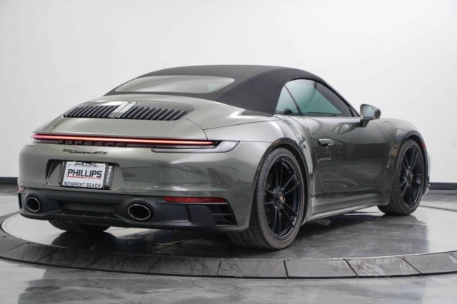 2022 Porsche 911 Carrera 4 GTS 13