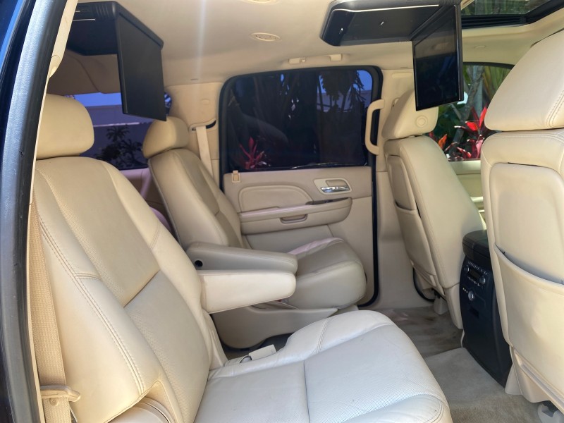2007 Cadillac Escalade ESV SUNROOF AWD LOW MILES 47,118 in , 
