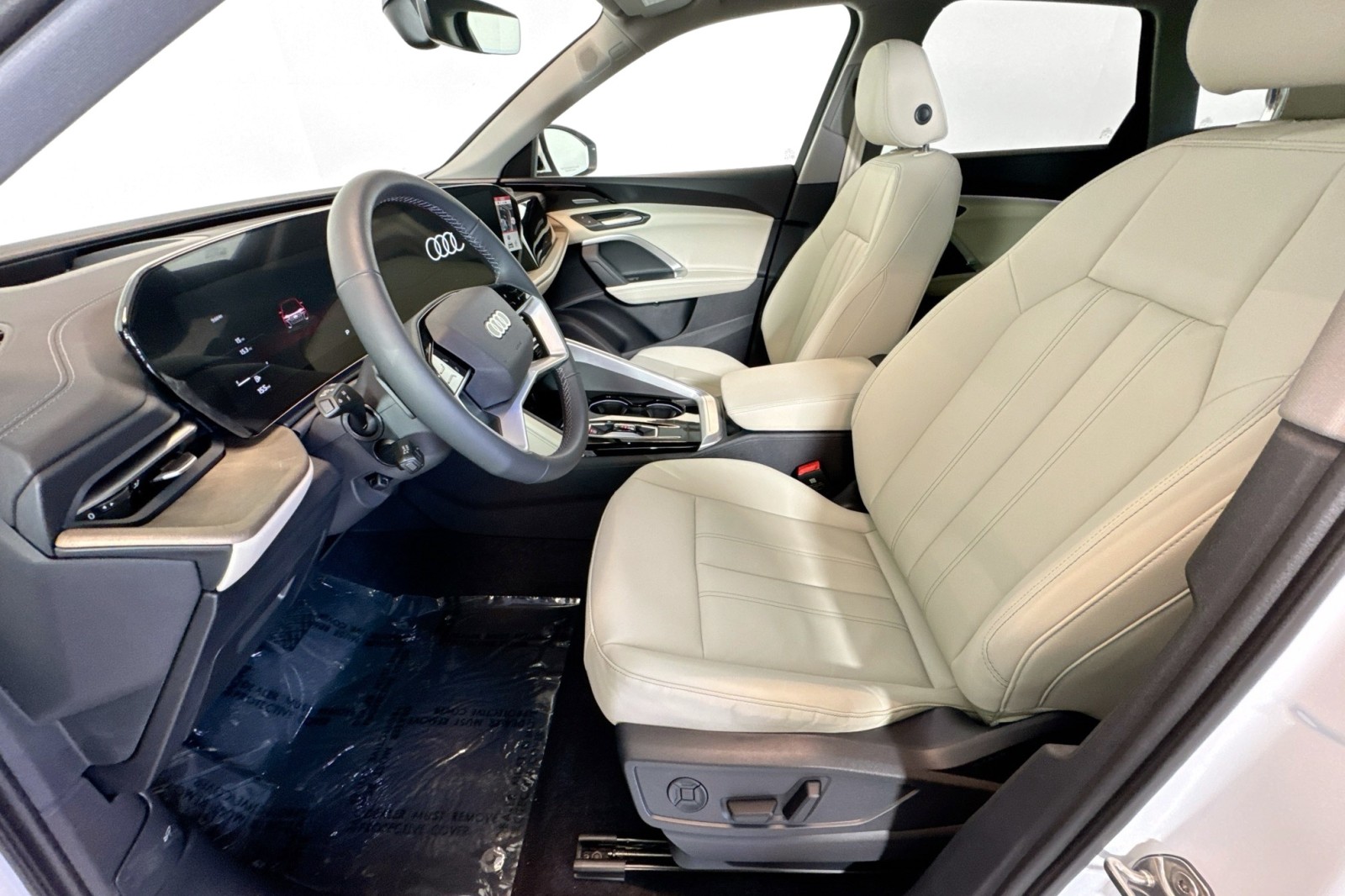 New 2025 Arkona White Audi Premium Plus 2.0 TFSI quattro image 18