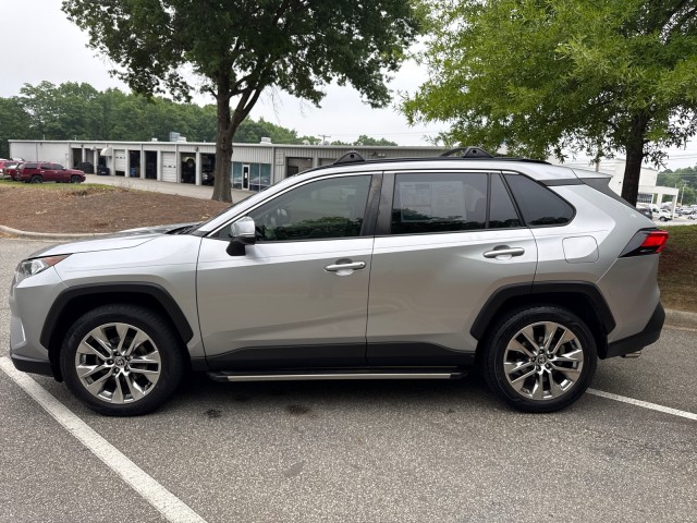 ToyotaRAV44