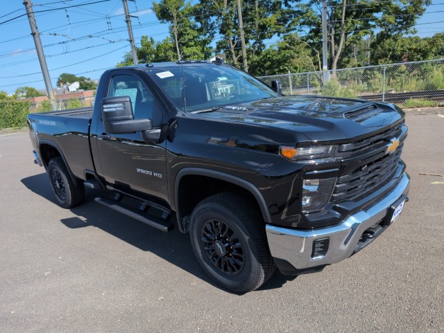 2024 Chevrolet Silverado 2500HD Work Truck 3