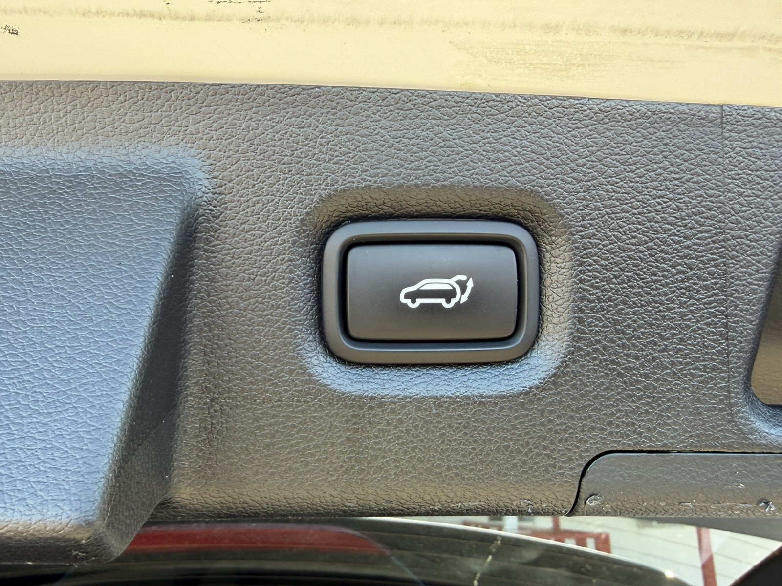 2023 Hyundai Santa Fe - $22,588