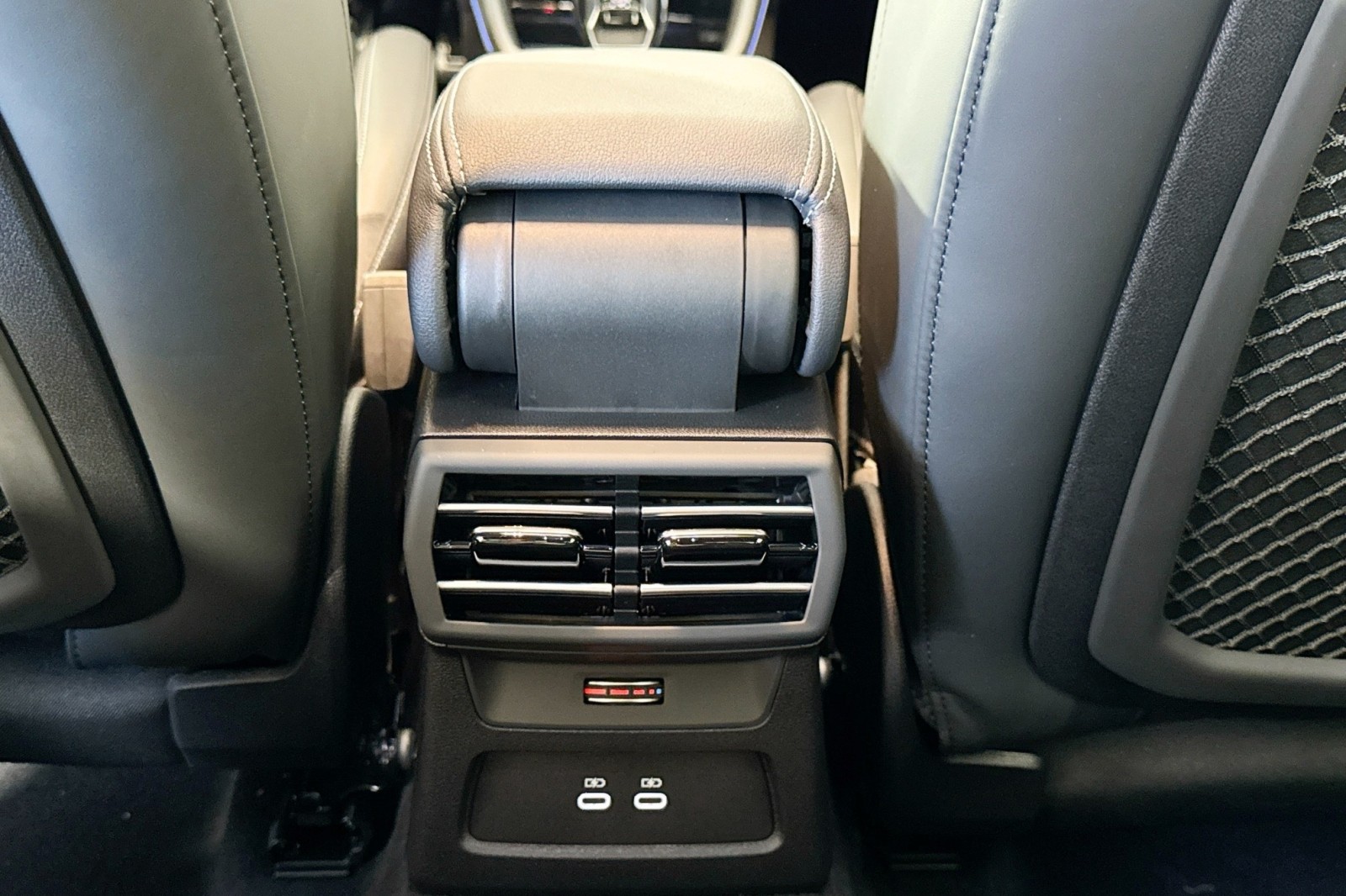 New 2026 District Green Metallic Audi quattro image 23