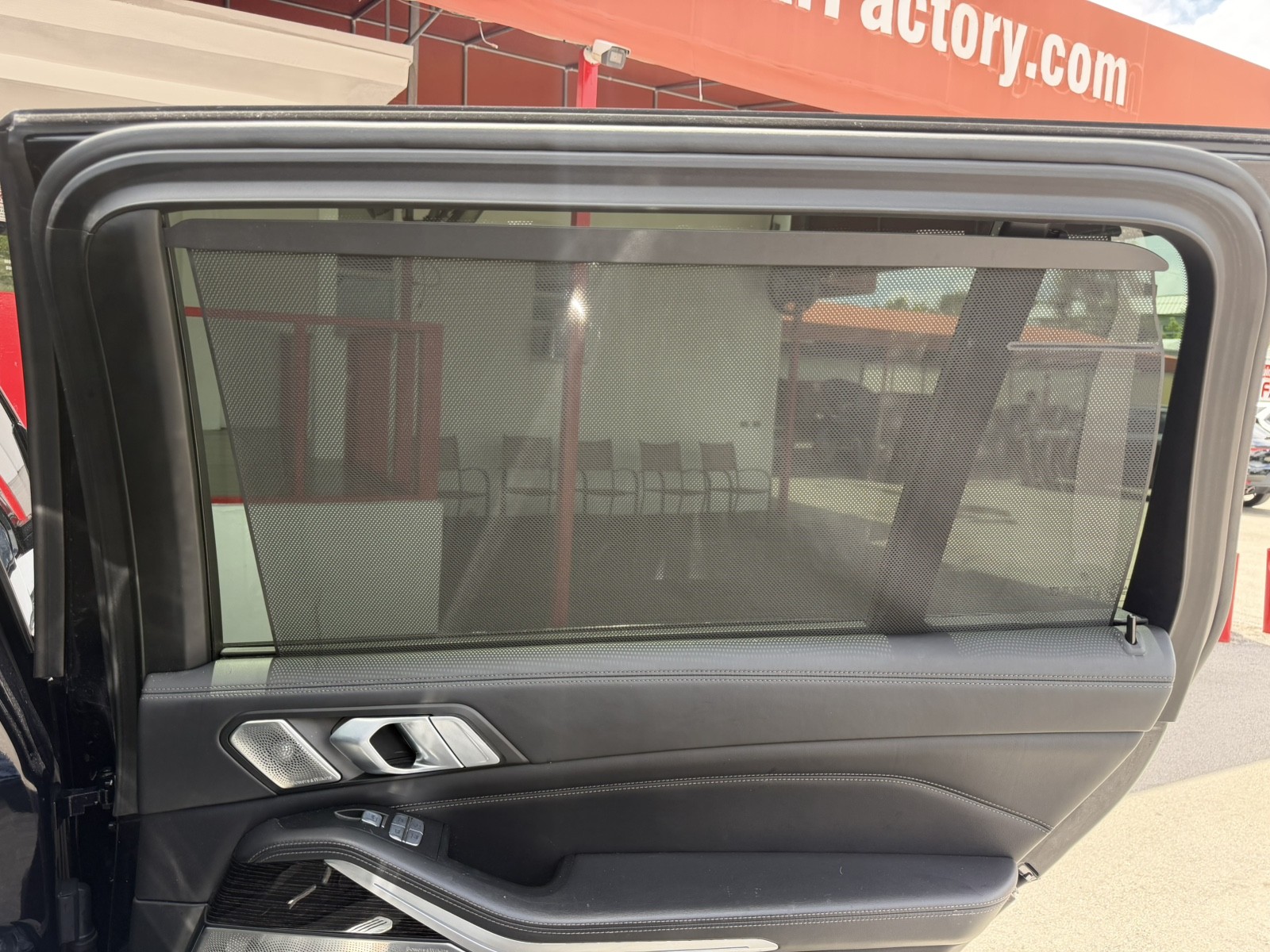 2020 BMW X7 - $33,988