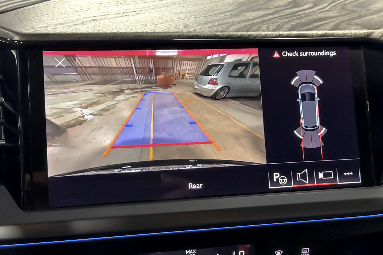 Used 2024 Mythos Black Metallic Audi Premium Plus 50 quattro image 19