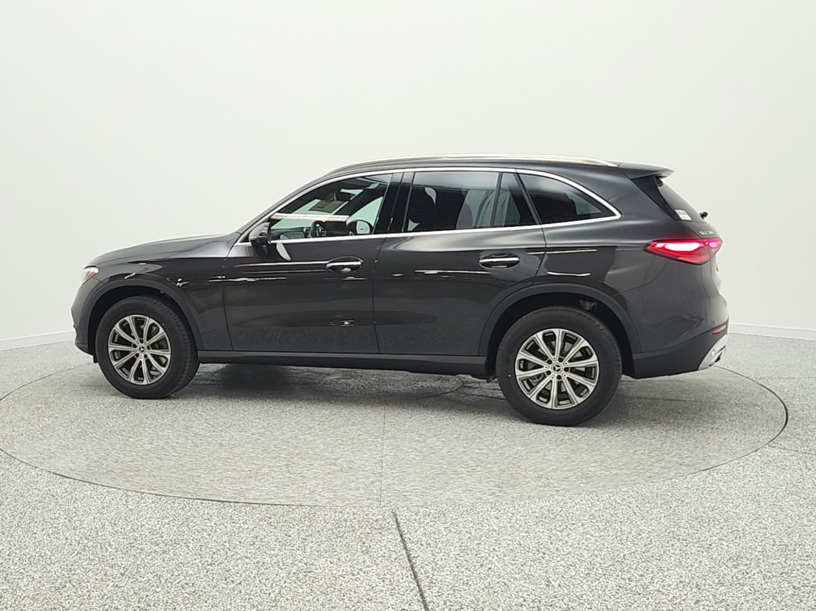 New 2026 Graphite Grey Metallic Mercedes-Benz GLC 300 image 8