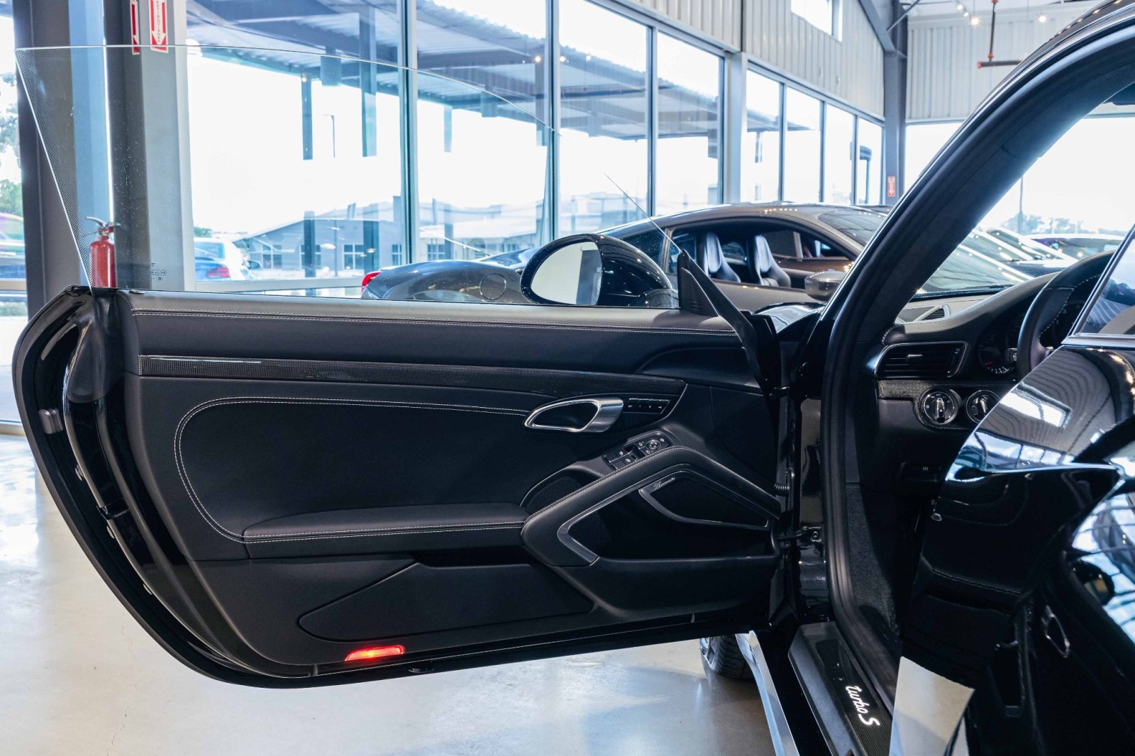 Used Car 2019 Porsche 911  Turbo S For Sale Under $230,000 In Boerne, Texas