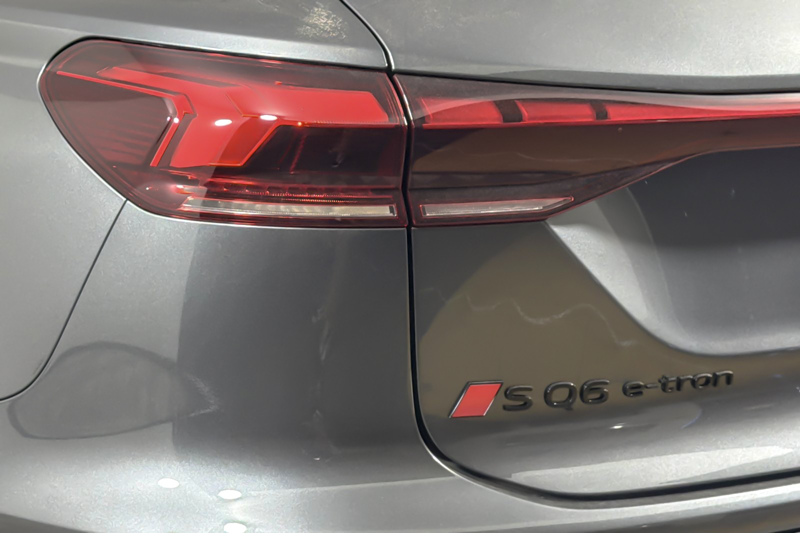 New 2027 Daytona Gray Pearl Effect Audi Premium Plus quattro image 25