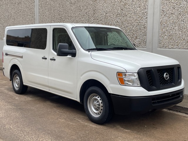 2020 Nissan NV Passenger NV3500 HD SV 8