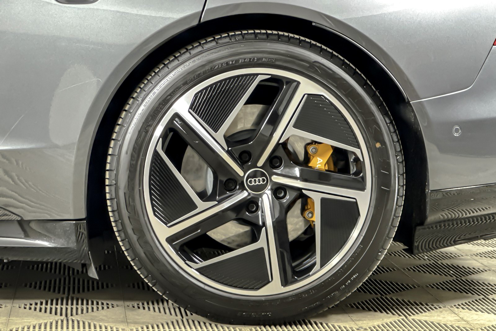 Certified Used 2024 Daytona Gray Pearl Effect Audi quattro image 24