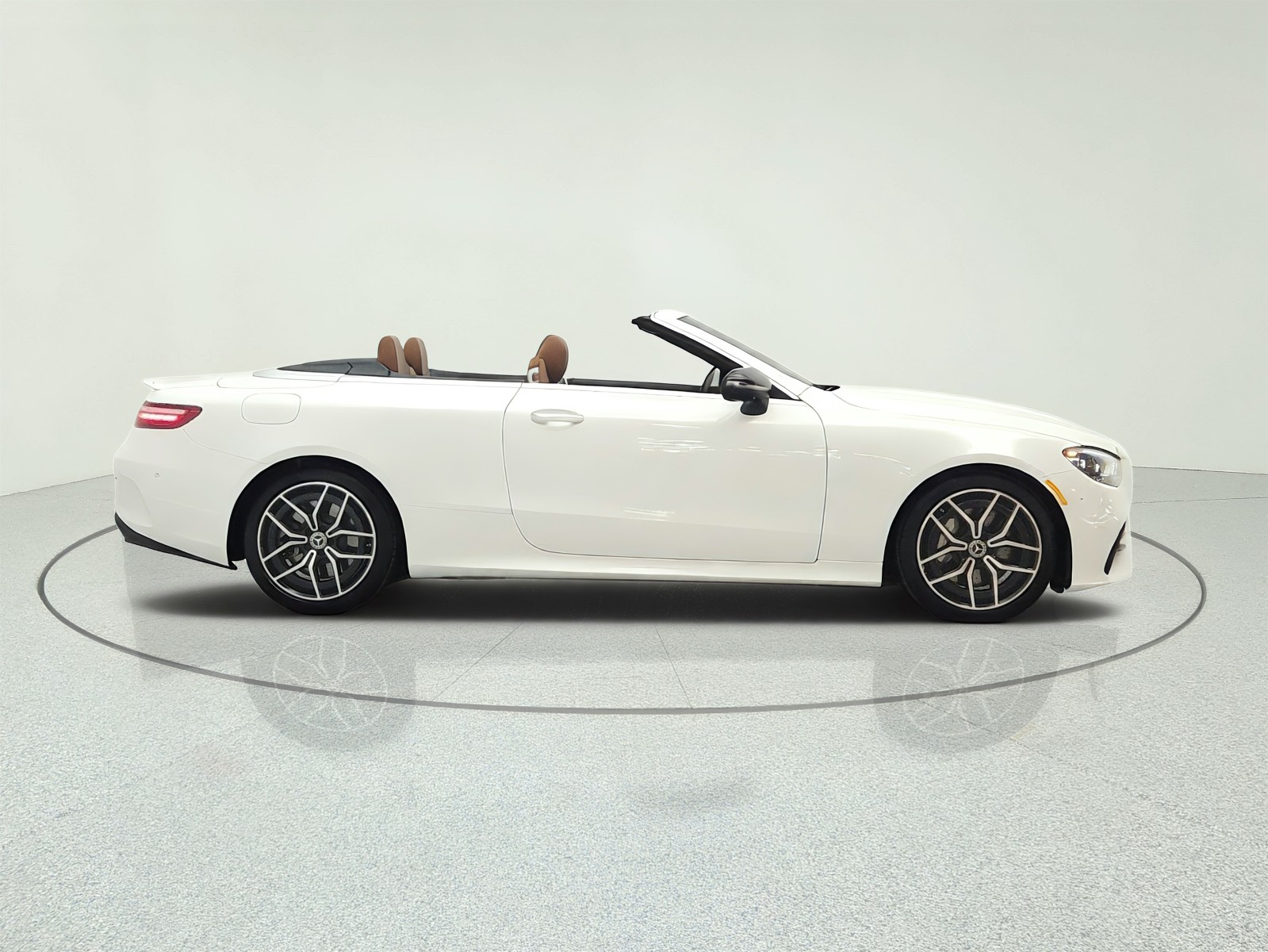 Certified Used 2023 Polar White Mercedes-Benz E 450 RWD Cabriolet image 4