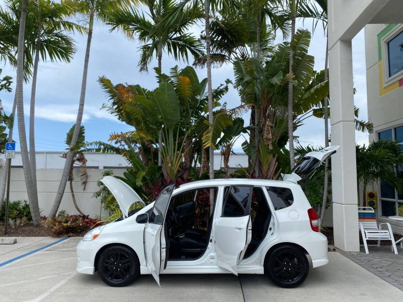 2007 Honda Fit 37 MPG AUTO AC Sport LOW MILES 40,042 in ,