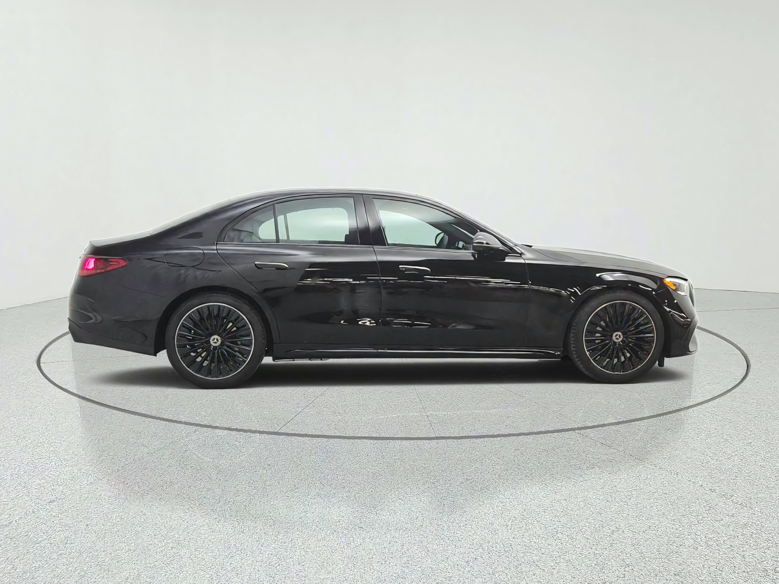 New 2027 Black Mercedes-Benz E 350 RWD Sedan image 4