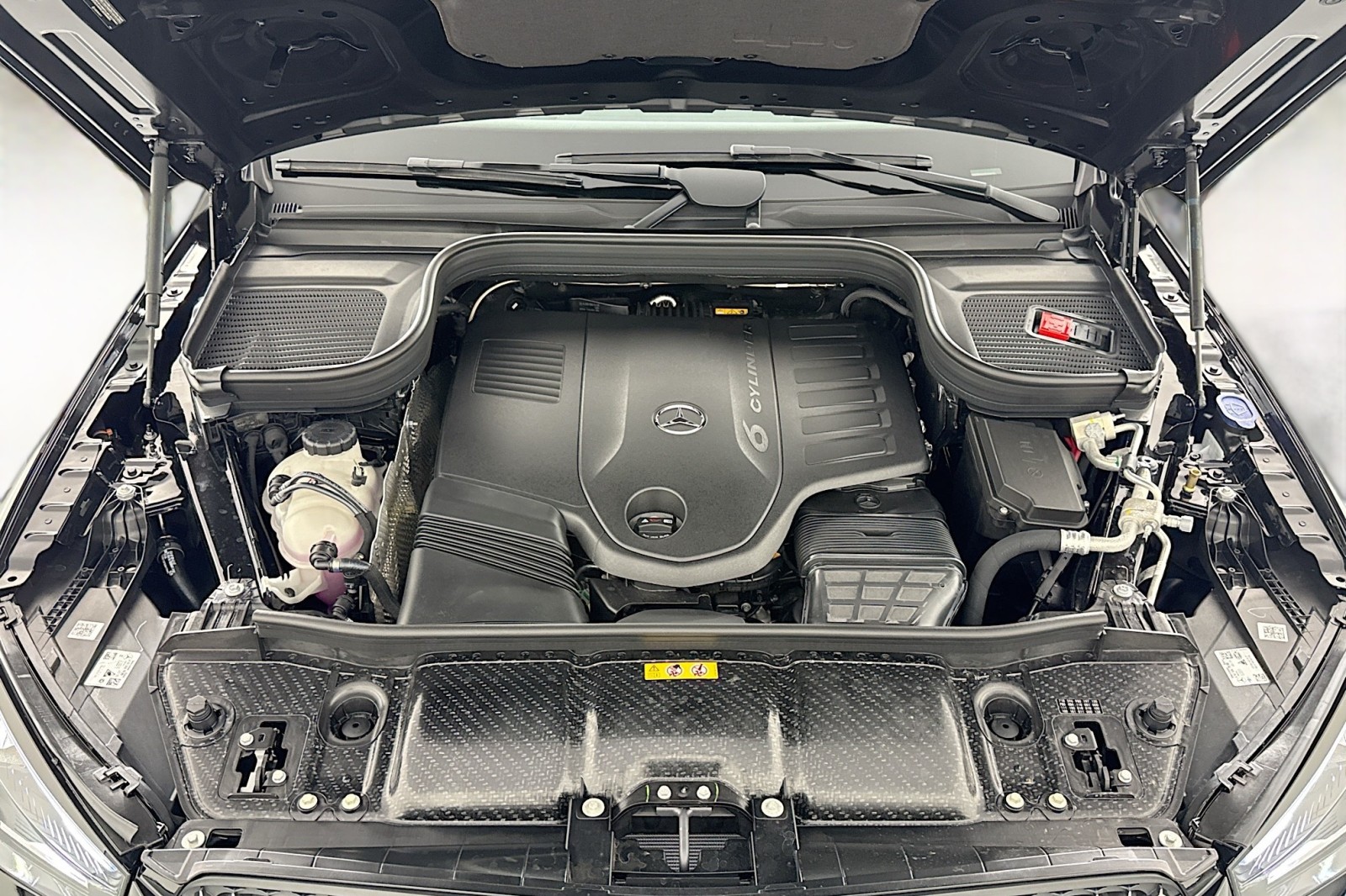 New 2026 Obsidian Black Metallic Mercedes-Benz GLE 450 4MATIC® SUV image 10