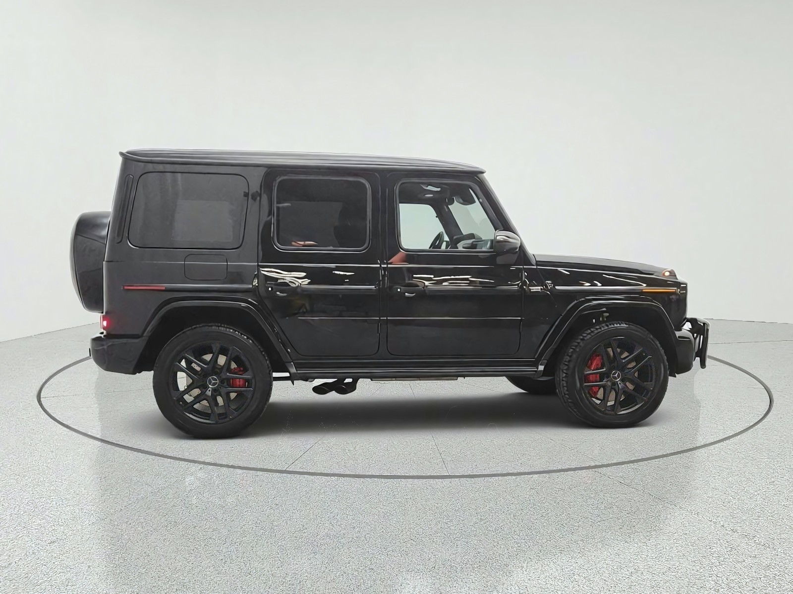 Certified Used 2025 Obsidian Black Metallic Mercedes-Benz AMG® G 63 SUV image 4